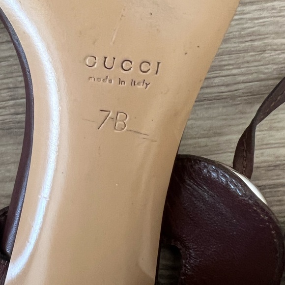 GUCCI ankle strap leather heels shoes. Color brown. Size 7 - Picture 9 of 9